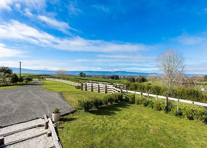 Peria Hills Cottage